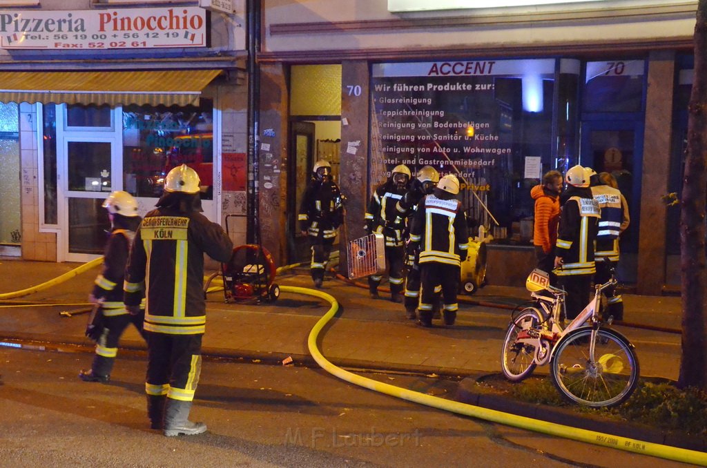 Feuer 2 Koeln Neustadt Sued Aachenerstr P28.JPG - Miklos Laubert